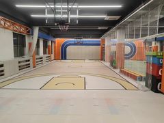 -悦动体能篮球羽毛球网球(三里河店)