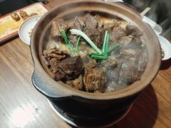 -阿润打边炉·鲜切鸡煲(华漕店)