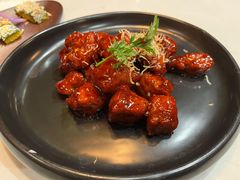 红酒泡沫牛仔粒-荟廷·晶萃(陆家嘴尚悦湾店)