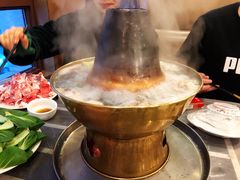 热气腾腾的火锅-鑫龙火锅城(青岛分店)
