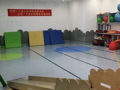 -金色雨林感统学能培训中心(武广校区)