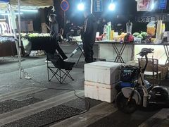 -吴山路夜市