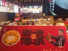 -头上红煨盐鸡·非遗院子餐厅