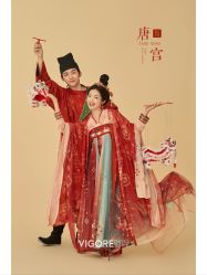 -雪中彩影婚纱摄影·微光艺术中心