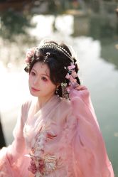 -一揽芳华汉服旗袍体验馆(拙政园店)