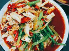 黄喉儿也拉豁-二孃鸡爪爪(东郊记忆店)
