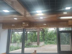 -屯老二农家铁锅炖·行业领军者(梅江店)