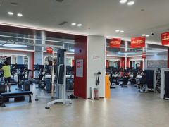 -英派斯健身旗舰店(海信国际中心馆)