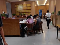 -梅利汴京烤鸭•开封豫菜地标店(东大街店)