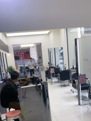 -乾健·烫染·接发SALON