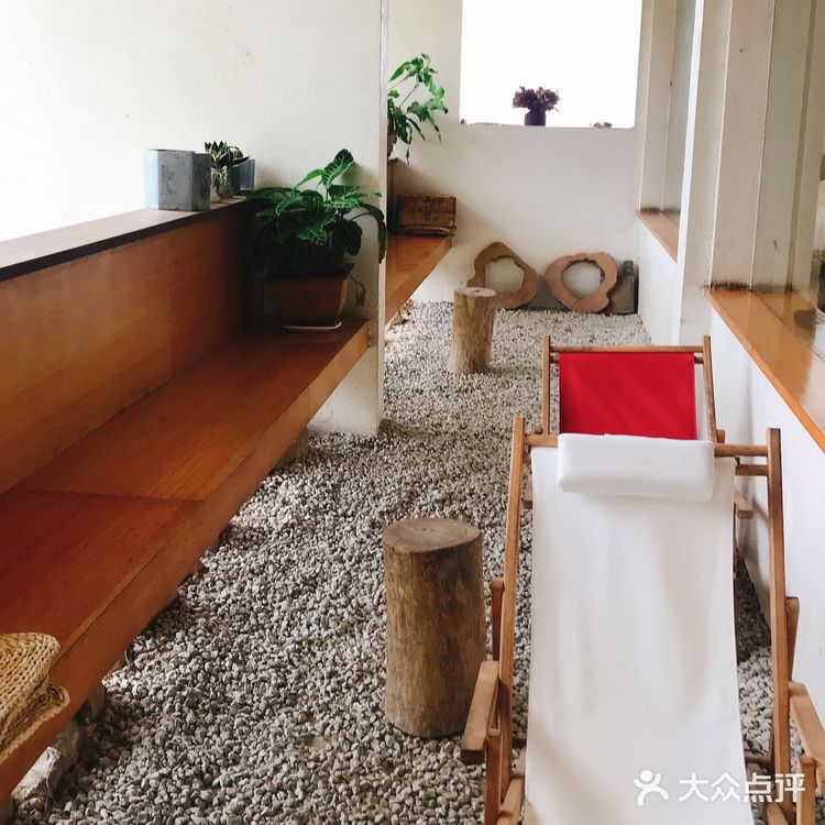 《宜兴楼外楼农庄》 暑假去宜兴度假，搜索美食时