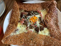 鸡蛋蘑菇熏肉荞麦可丽饼-RAC BAR(安福路店)