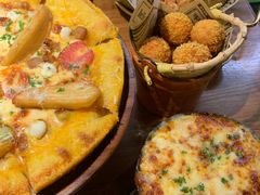 -Dragon Pizza•圆脸龙披萨·牛排餐厅