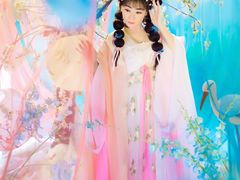 -九月鹰飞汉服摄影工作室