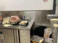 -黄阿姨锅贴大王(万航渡路店)