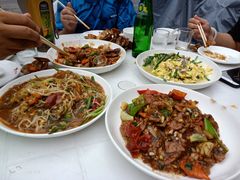 -锋味海鲜菜馆