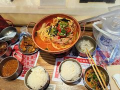 -成都你六姐·牛肉冒菜(城市集市合生汇店)