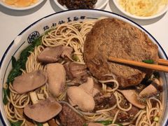 -镇南锅盖面馆(解放路店)