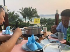-渔家火锅·海鲜自助餐·演艺(亚龙湾天域酒店)
