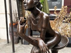 -鲁邦国际风情街(麦世达韩国精品百货店)
