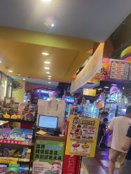 -卡通尼乐园(宝山龙湖天街店)