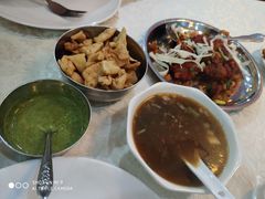 -葛尼沙印度餐厅 (镇明路店)