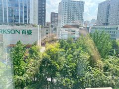 -朵兰达V酒店(成都春熙路太古里国金中心店)