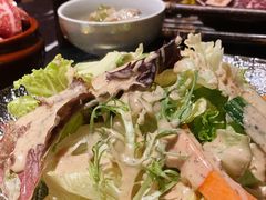 -山川小町·极番烧肉(新地假日广场店)