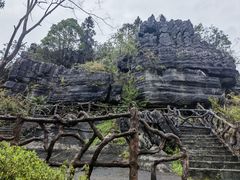 -梭布垭石林景区
