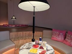 -涨巢·潮玩水疗局