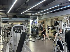 -超鹿运动(五四路恒力城店)