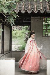 -一揽芳华汉服旗袍体验馆(拙政园店)