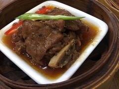 黑椒牛仔骨-老周记茶点