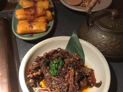 -老牌坊云南鱼豆花火锅(哈西万达店)