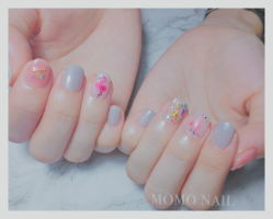-Momo nail 日系美甲