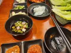 -肉甲韩国木炭烤肉(新壹街1店)