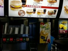 -麦当劳(中山路店)