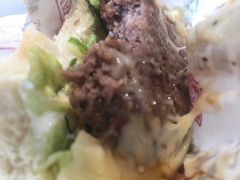 -The Habit Burger Grill 哈比特汉堡(爱琴海店)