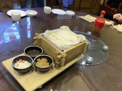 -唐山宴百姓府邸院落中餐