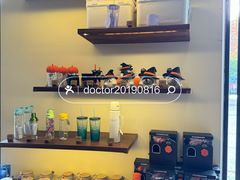 -星巴克(迪士尼小镇店)