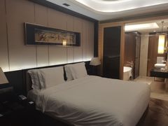 -兰州皇冠假日酒店