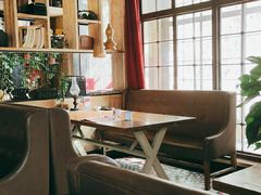 -70后饭吧(府河街店)