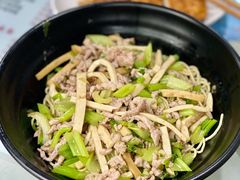 芹菜香干肉丝-老地方面馆(思南路店)