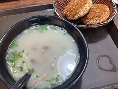 -万红路羊汤烧饼店(将台路店)