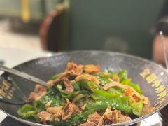 -费大厨辣椒炒肉(高铁吾悦广场店)