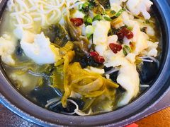 -周鱼小馆石锅酸菜鱼(活力汇店)