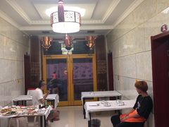 -宾朋海鲜特色美食餐厅·纯手工鲅鱼水饺(兴海路店)