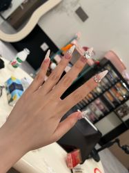 -瞧·享轻奢美甲美睫