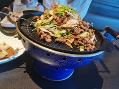 炙子烤呼伦贝尔羔羊肉-喜悦烤鸭·新京菜(王府井店)