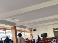 大堂-何适山庄 ·可团建(水长城P2停车场店)